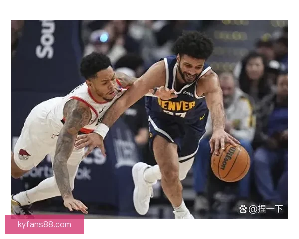 穆雷轰53分九三分掘金险胜独行侠约基奇豪取三双